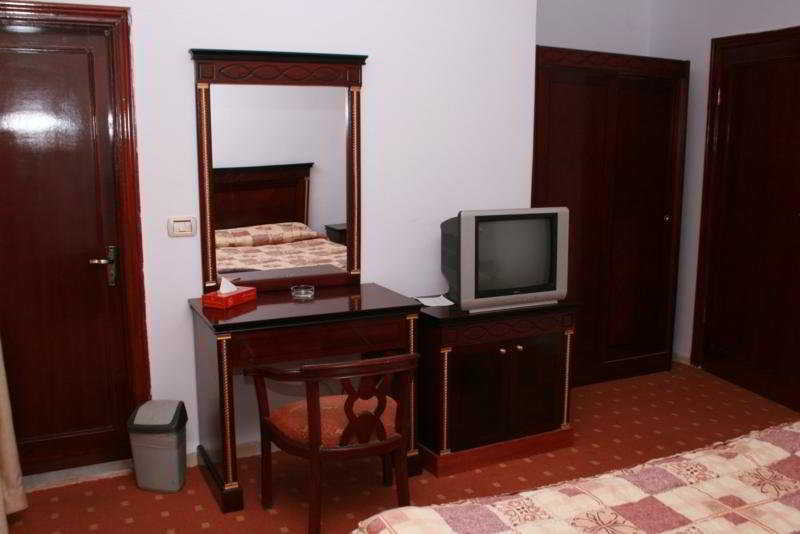 Gardens Hotel Amã Exterior foto